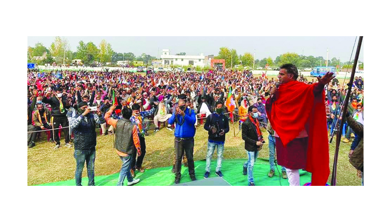 NC, Congress plundered Jammu and Kashmir for 60 years: Ravindra Raina