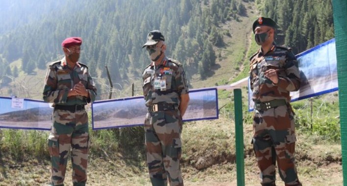 Army Vice Chief visits forward areas in Northern Command