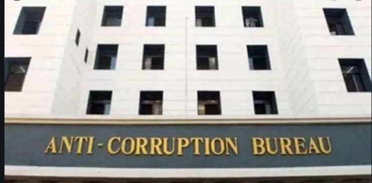 ACB produce chargesheet against then ZEO, SA in bribe case in Kashmir