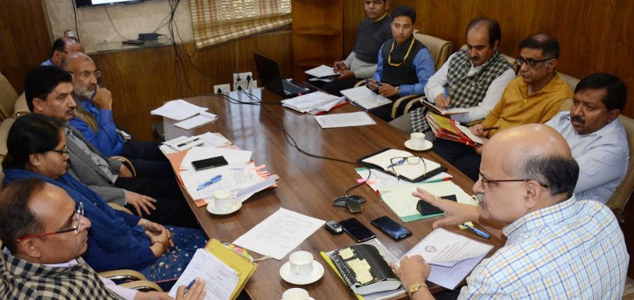 Chief Secretary reviews preparatory work for conducting Population Census 2021