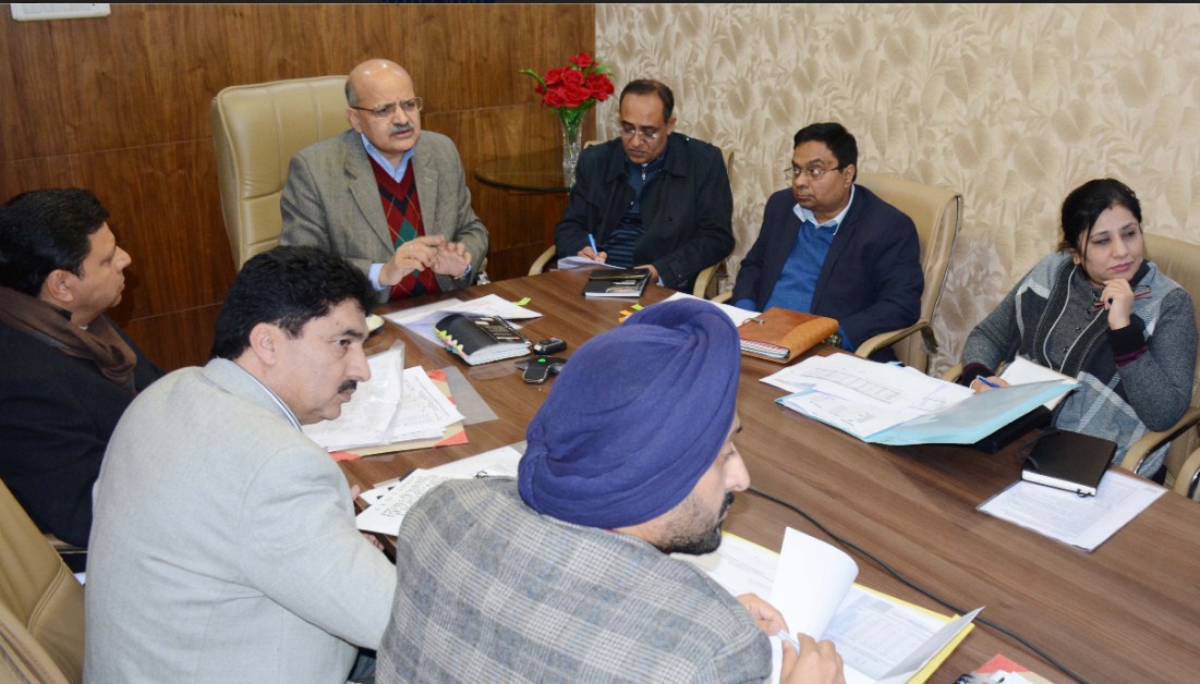 Chief Secretary reviews issues of public importance with DCs