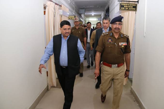 CID Searches 22 Places at Jammu, Kashmir and Delhi in Banking Scam