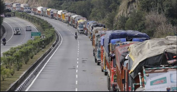 J&K highway closed due to landslide, snowfall