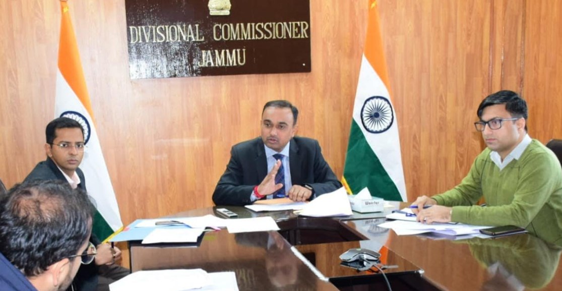 ARMY COMMANDER VISITS DODA AND KISHTWAR - SITUATION PEACEFUL
