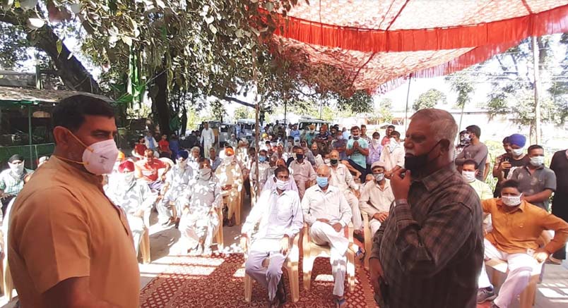 Jugal Kishore MP  held :Choupal Pe Charcha” with Farmers in Marh Constituency 