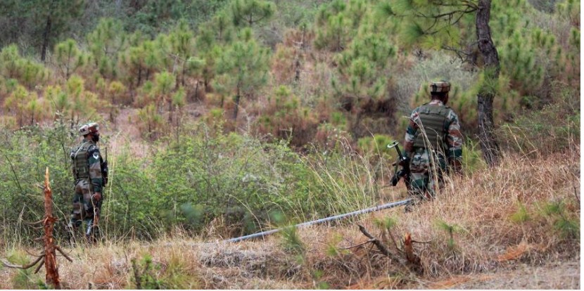 Pakistan violates ceasefire in J-K's Poonch district