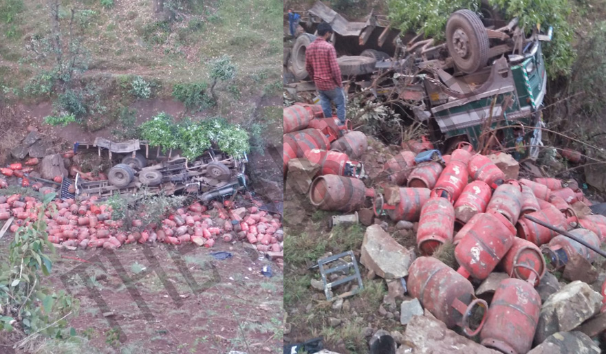 Two injured as truck carrying LPG cylinders falls into deep gorge in Rajouri