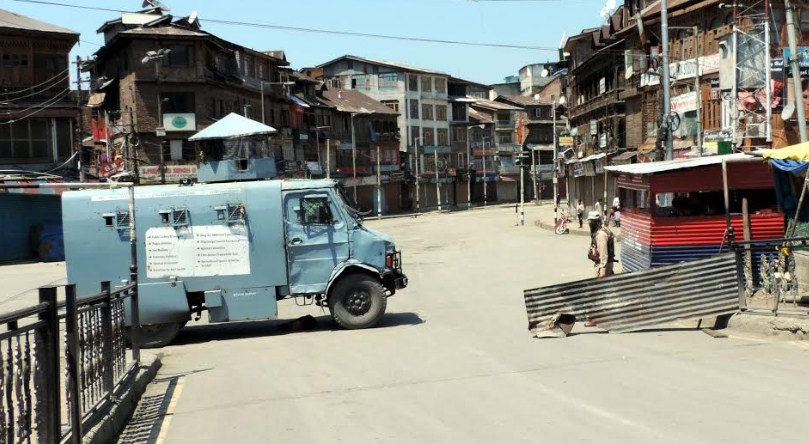 J&K Corona Curfew extended further till 7 am on Monday, 24 May 2021