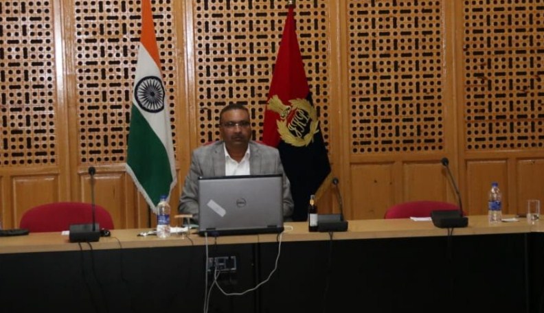 DGP J&K chairs officers meeting at PHQ