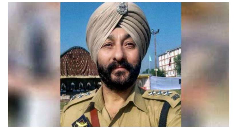 Arrested DSP''s JK police medal for gallantry ''forfeited'': Govt order
