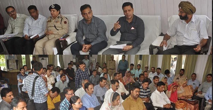 Div Com Jammu interacts with PRIs, MC members at Batote