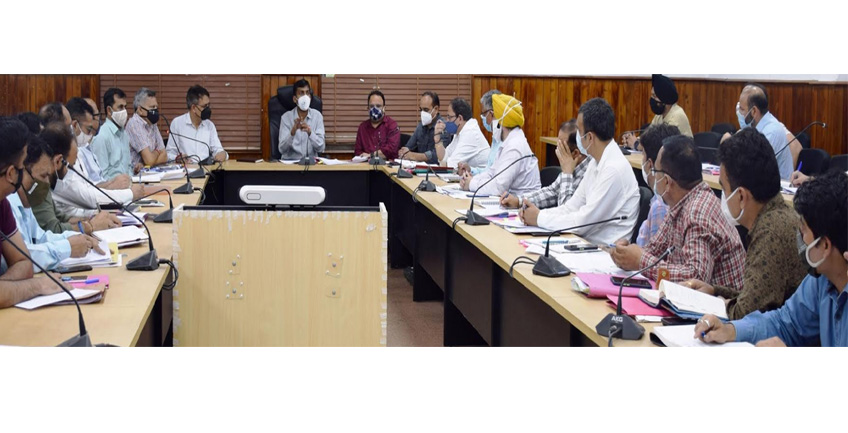 DC Jammu reviews progress of writing Jamabandis