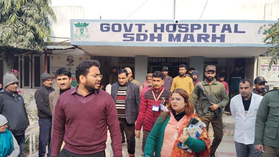DC Jammu interacts with Pharama, Warehouse associations