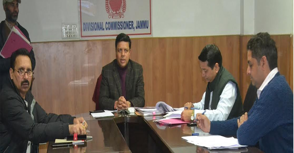  Divisional Commissioner reviews progress on construction of bunkers along IB in Jammu Division