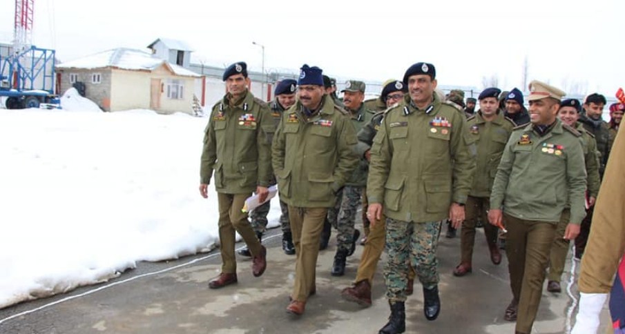 DGP J&K sanctions meritorious scholarships of over Rs. 11 lacs for 243 Police wards