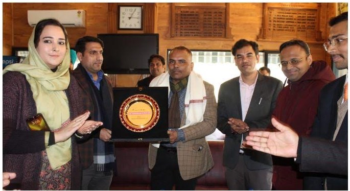 District Admin Srinagar bids warm farewell to Pandurang K Pole