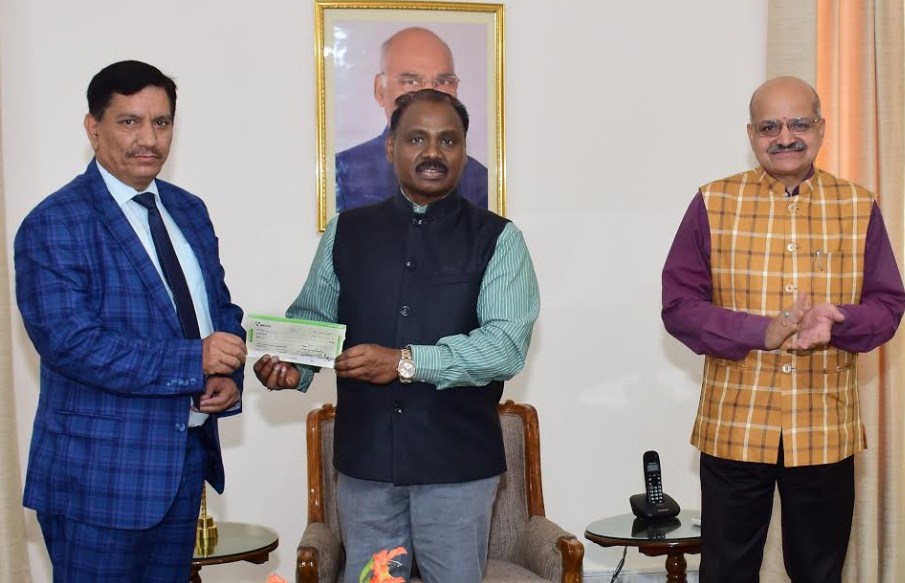 J&K Bank donates Rs 5 cr towards J&K Relief Fund