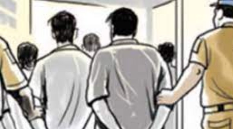 Police arrest six drug peddlers in south Kashmir