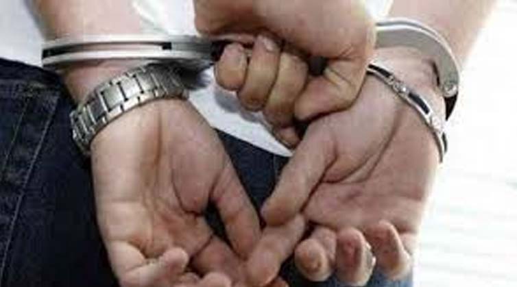 J-K: Two truck drivers held, 200 kg poppy seized