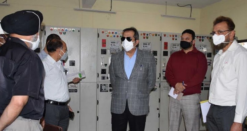Ensure continuous power supply in Jammu during summer season: Baseer Khan