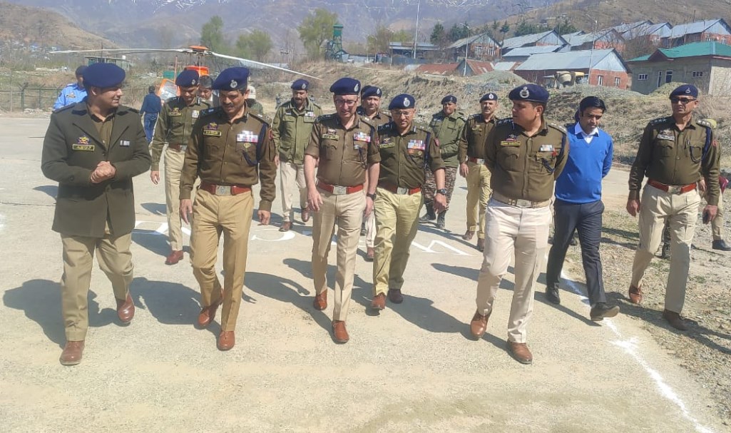 DGP reviews security of newly commissioned railway line in J-K’s Ramban