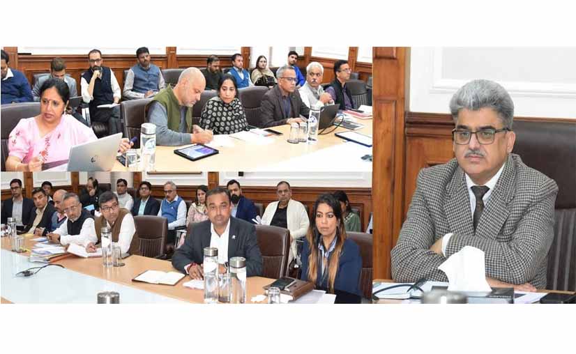 CS reviews key developmental projects of Housing Deptt
