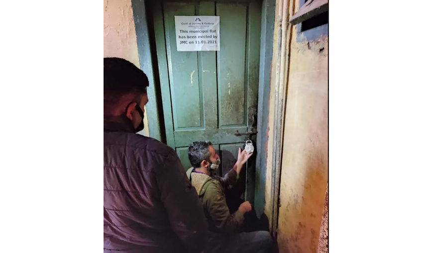 JMC evicted municipal flat at Rehari Mohalla Behind central Jail, Jammu
