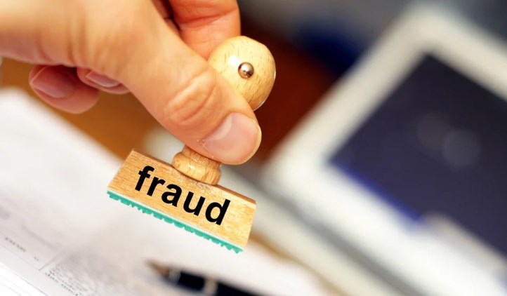 Two women constables charged for running chit fund scam of Rs 1.87 crore in J&K