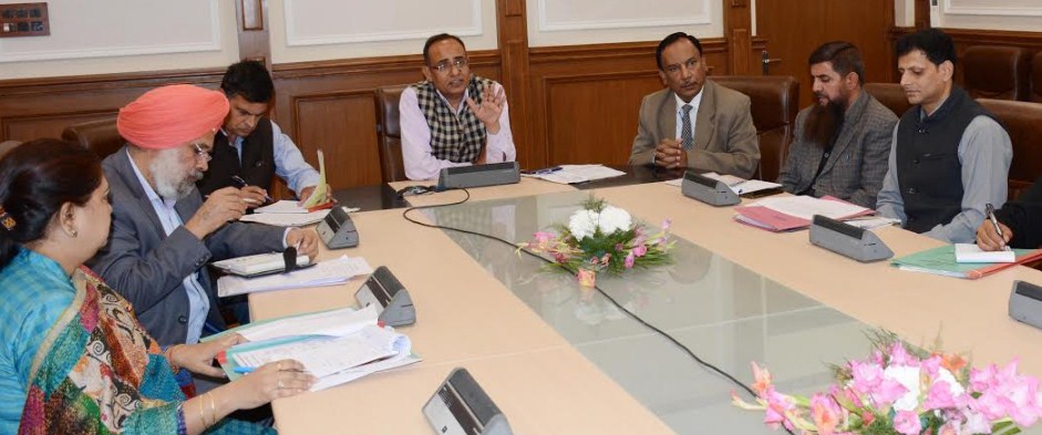  Principal Secretary  Kansal reviews subsidised helicopter service facility