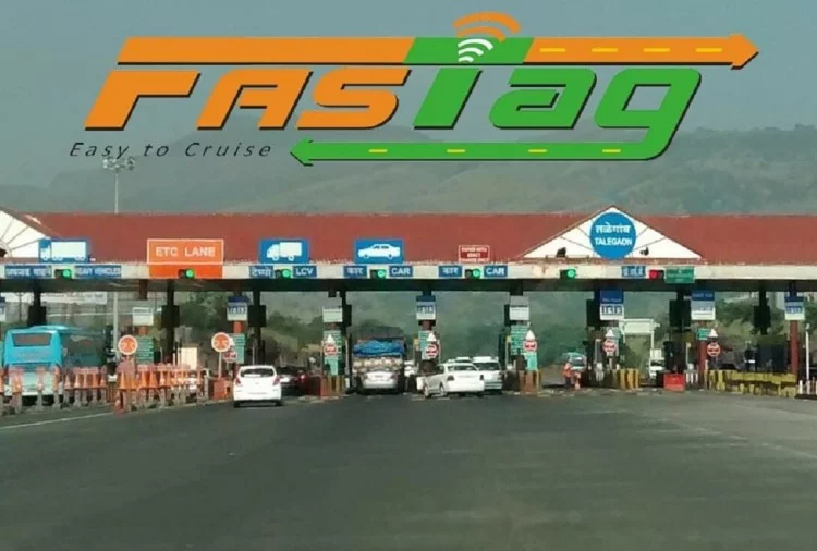 Govt extends mandatory FASTag roll out date to December 15