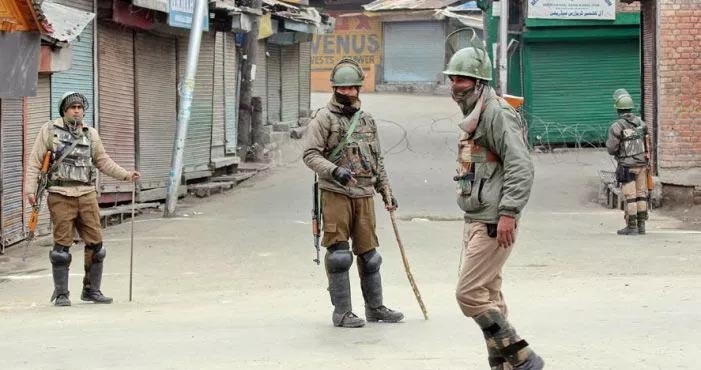 Life remains crippled due to restrictions, strike in Kashmir since Aug 5