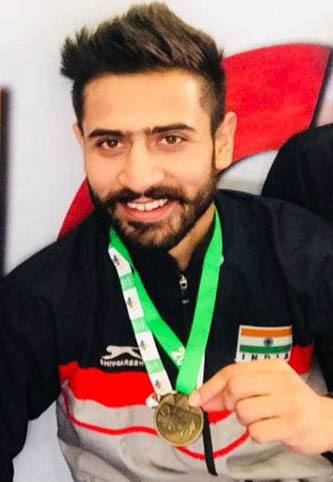 Local lad Saqlain  in Indian Volleyball team for Asian Championship