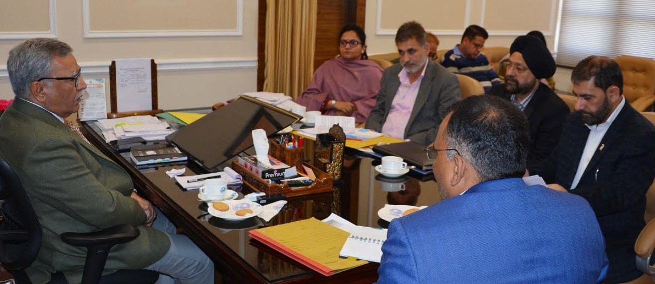 Advisor Khan reviews functioning of FCS&CA Deptt