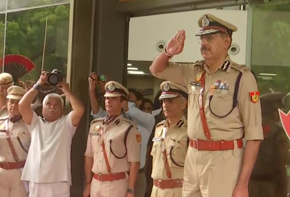 Sanjay Arora takes charge as Delhi Police commissioner