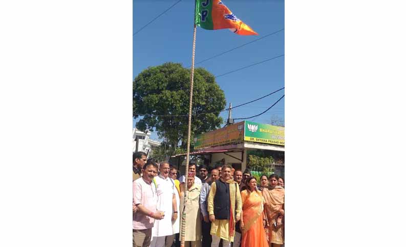 BJP celebrates its 44th foundation day across Jammu & Kashmir and Ladakh