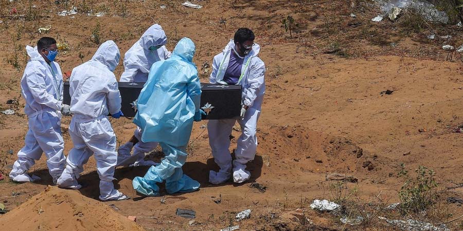 Div Comm Jammu to investigate into death of two relatives of coronavirus patient’s last rites