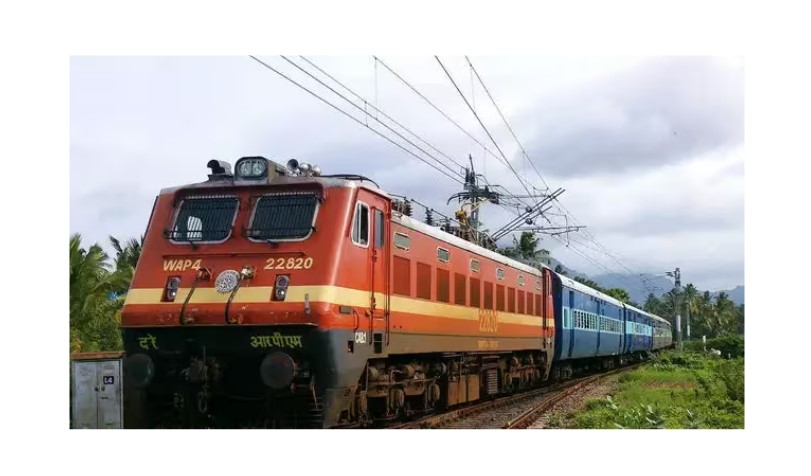 Rlys to slash fares of AC chair car, executive classes by up to 25 pc, Vande Bharat passengers to benefit