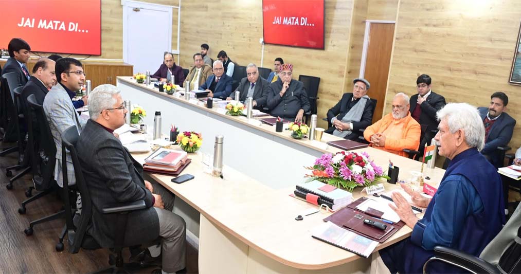 Muslims from Pak, Afghanistan and Bangladesh can go to Islamic countries: Gadkari on Citizenship row