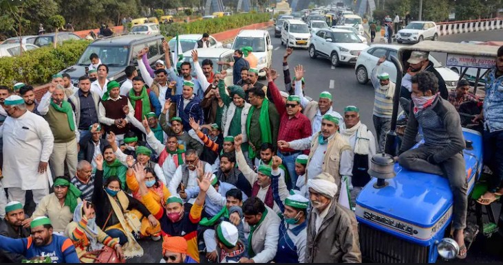 Farmers again block Delhi-Noida Chilla border, demand complete repeal of farm laws