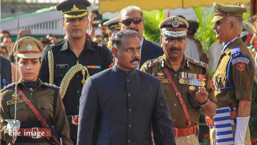 350 students, 40,000 labourers stranded outside J&K due to lockdown: G C Murmu