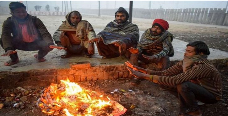 Moderate fog in Delhi, minimum temperature below 5 deg C