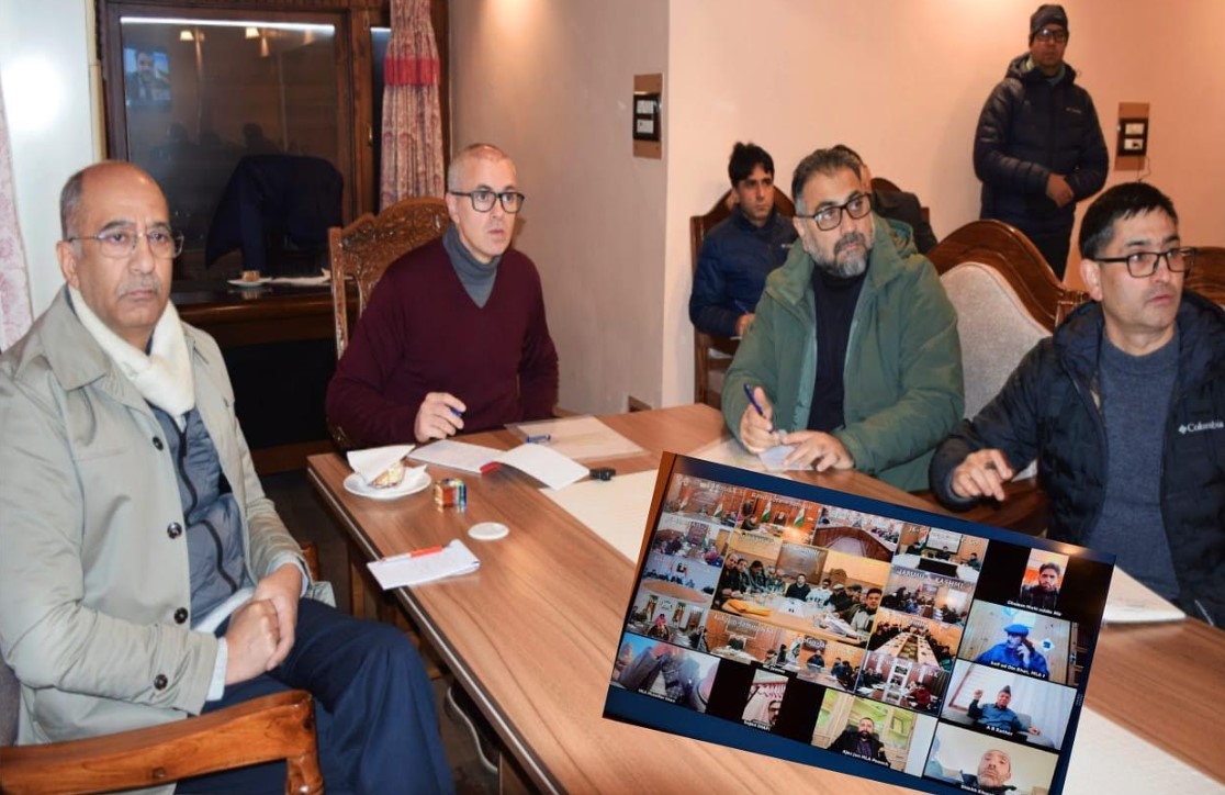 After the snowfall: Chief Minister Omar Abdullah monitors restoration process