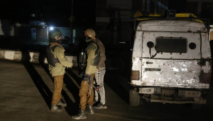 J&K: Three civilians injured in Yaripora grenade attack