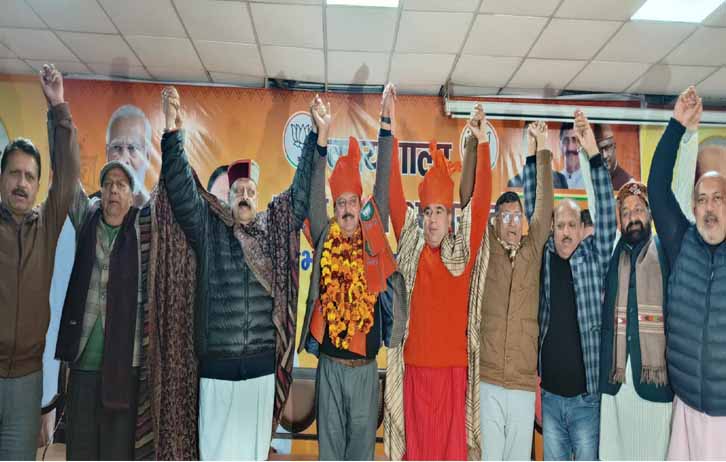 Big jolt to National Conference in Jammu region, top leaders join BJP