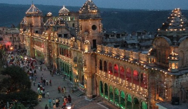 AC gives nod to installation of vertical lift from Peerkho to Mubarak Mandi Heritage Complex