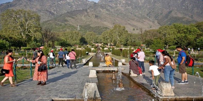 1.06 Crore Tourists Visited J&K From January to July