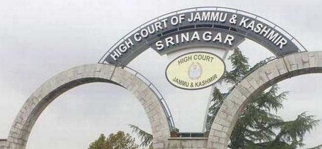 Deploy CAPF at High Court, District Courts: HC issues notice to UT Govt, GoI
