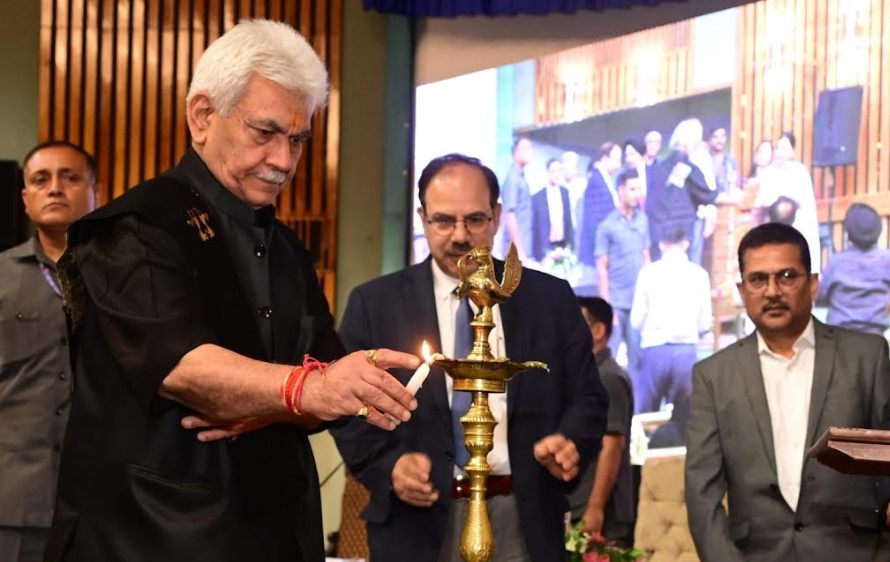 Lt Governor launches ‘Hausla 2.0’ and JK Startup portal