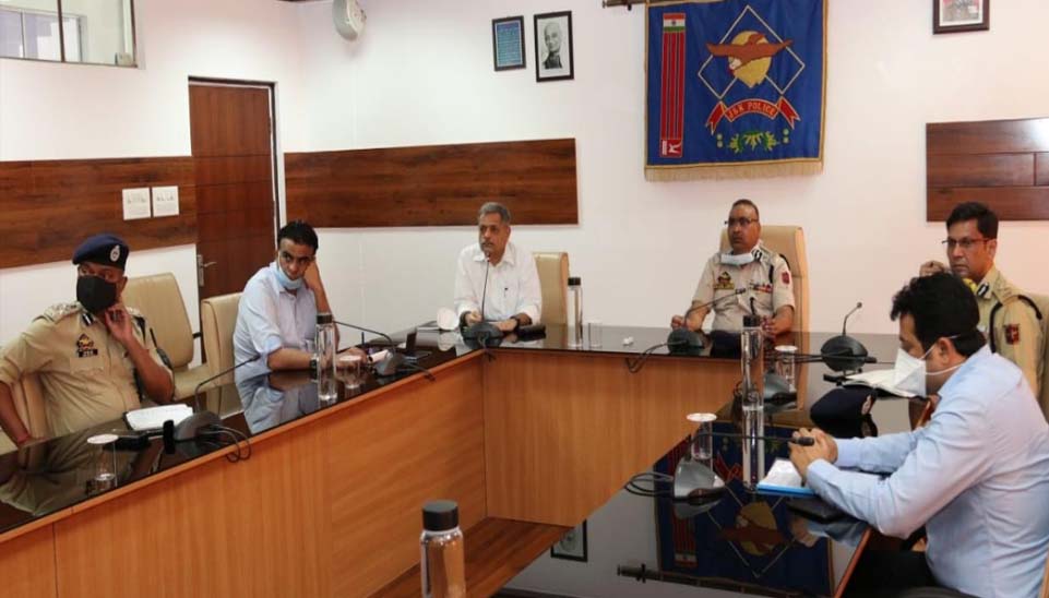 Warm send off accorded to IGP JP Singh