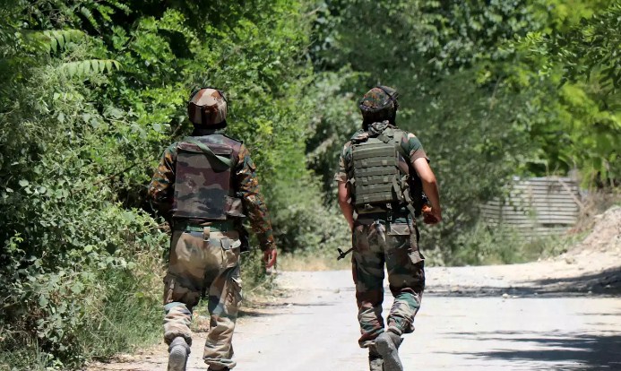 Five civilian injured in Pak ceasefire violation in north Kashmir